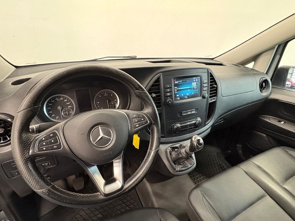 Mercedes-Benz Vito 110 CDI Lang Airco Bluetooth App-connect, Auto's, Bestelauto's, Voorwielaandrijving, Gebruikt, 4 cilinders