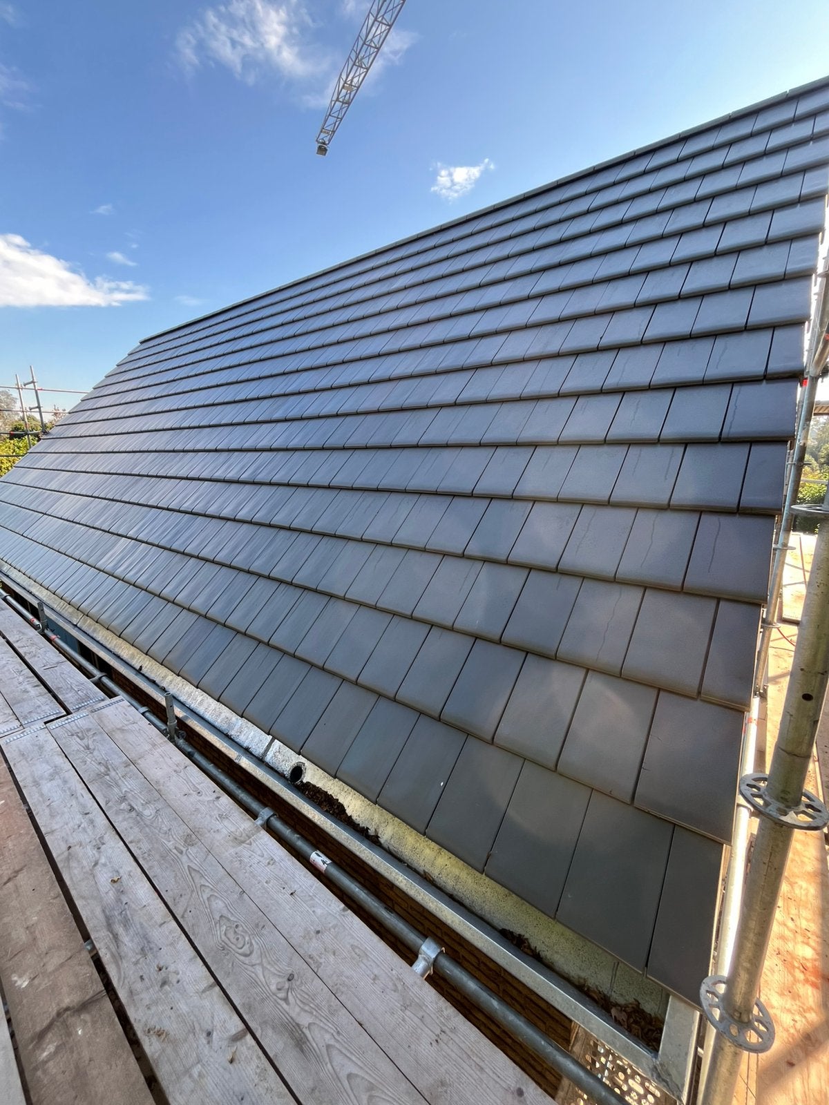 Gloednieuwe Monier Tuile plat platinagrijs, Ophalen, Steen of Klei, Nieuw, 15 m² of meer
