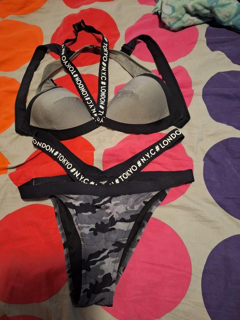 New yorker bikini maat 38, Onbekend, Ophalen of Verzenden, Zo goed als nieuw, Grijs