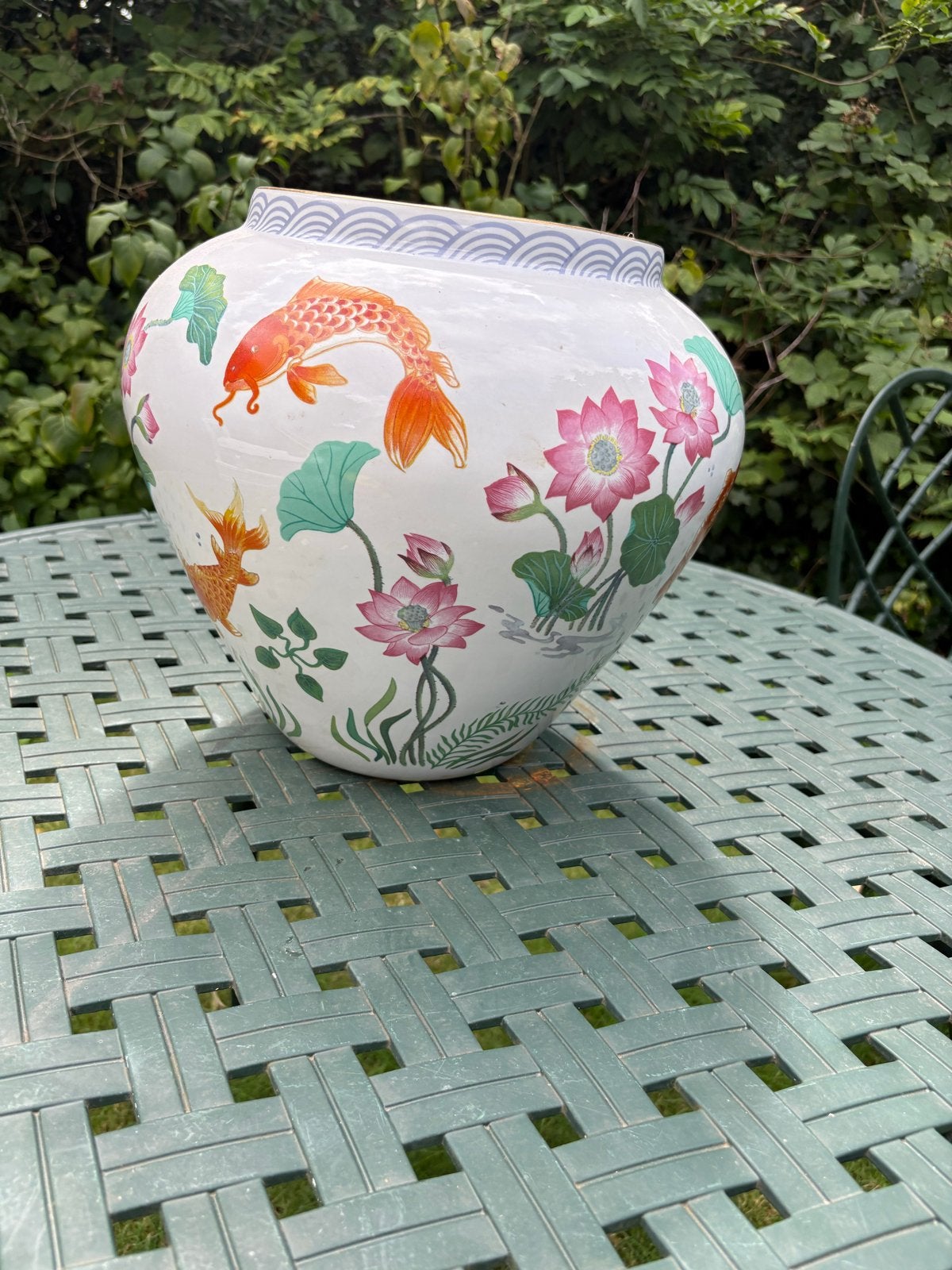 Grote Chinese vissenkom met lotus en karper decor, Ophalen