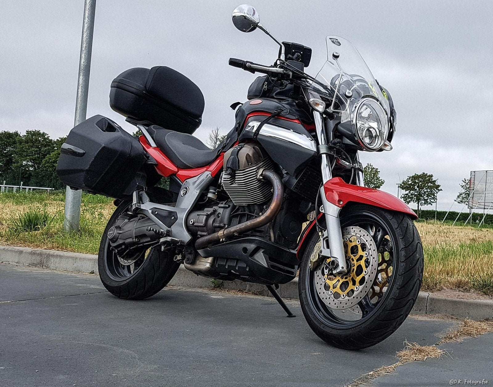 Mooie Moto Guzzi Breva 1100 - Naked Bike met Cardan, 2 cilinders, Occasion, Particulier, Meer dan 35 kW