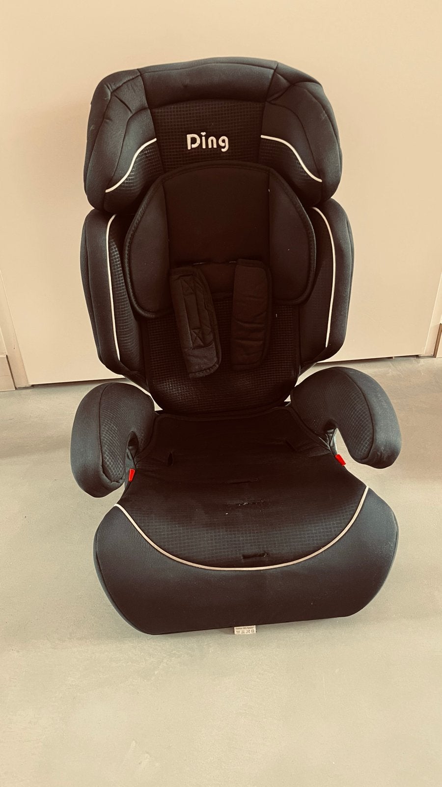 Ding autostoel - Zwart, comfortabel en veilig, Overige merken, Verstelbare rugleuning, Ophalen of Verzenden, 9 t/m 36 kg