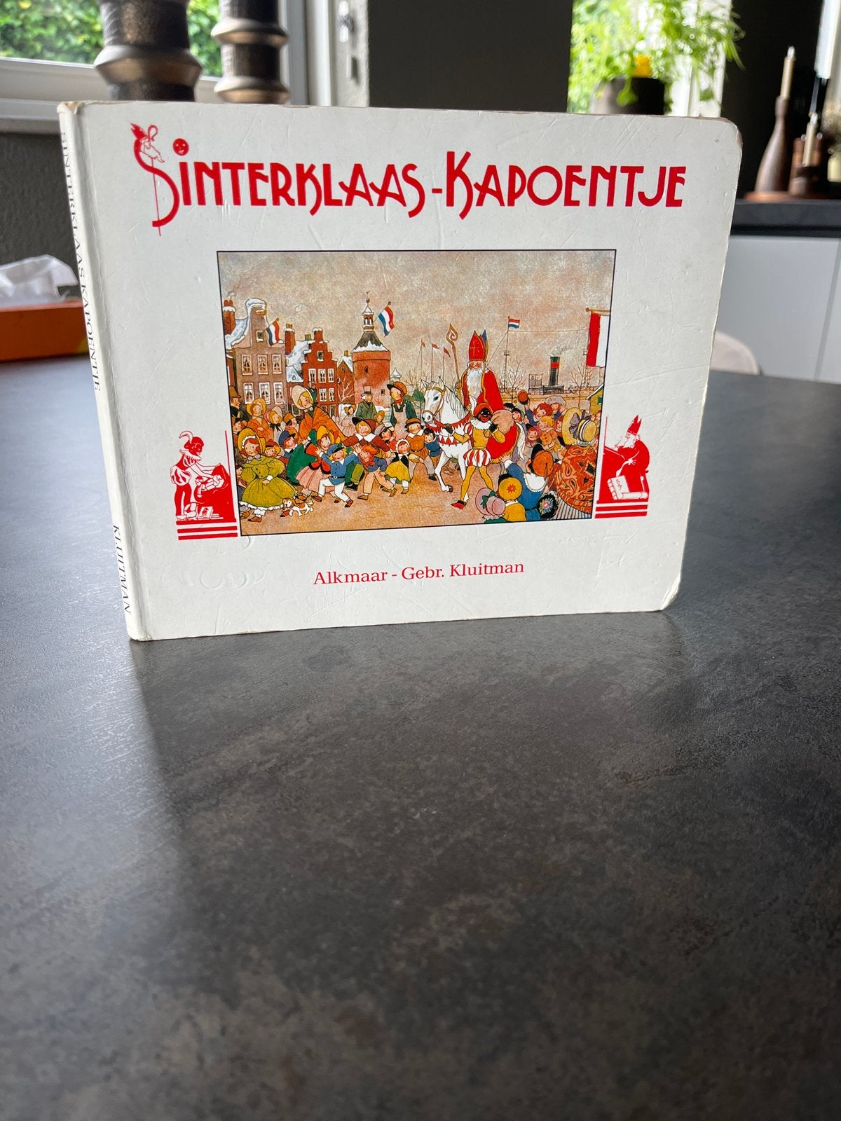 Sinterklaas-Kapoentje - Vintage Prentenboek (1979), Boeken, Ophalen of Verzenden, Gelezen