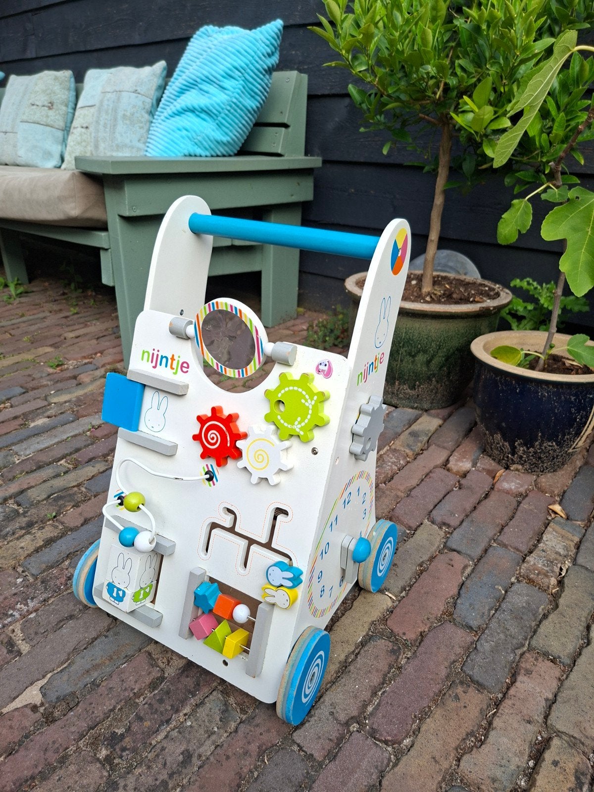 Nijntje Houten Loopwagen met Activiteiten, Ophalen