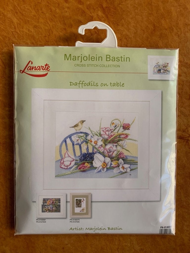 borduurpakket marjolein bastin, narcissen op tafel (nog 2x!), Hobby en Vrije tijd, Borduren en Borduurmachines, Verzenden, Nieuw
