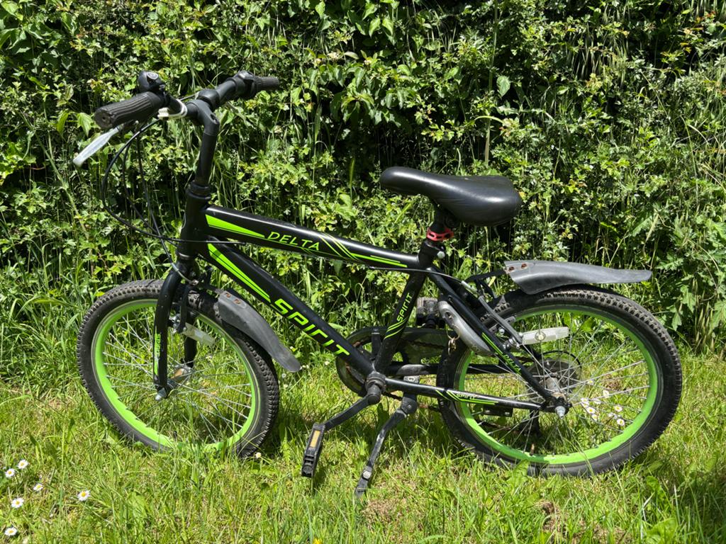 Delta Spirit 20 inch kinderfiets jongen - Zwart/Groen, Fietsen en Brommers, Fietsen | Kinderfietsjes, Ophalen, Gebruikt, Velgrem