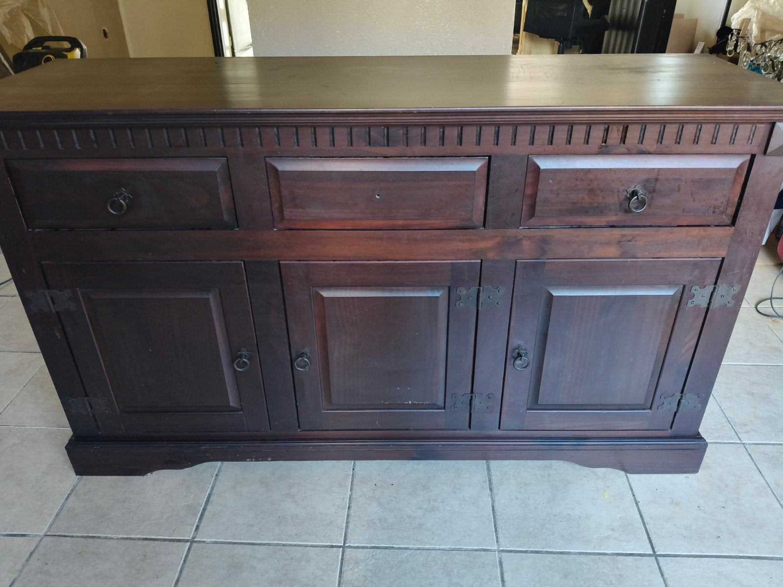 Donkerbruin dressoir met lades en deuren, Huis en Inrichting, Ophalen, Gebruikt, Met lade(s), 50 tot 100 cm