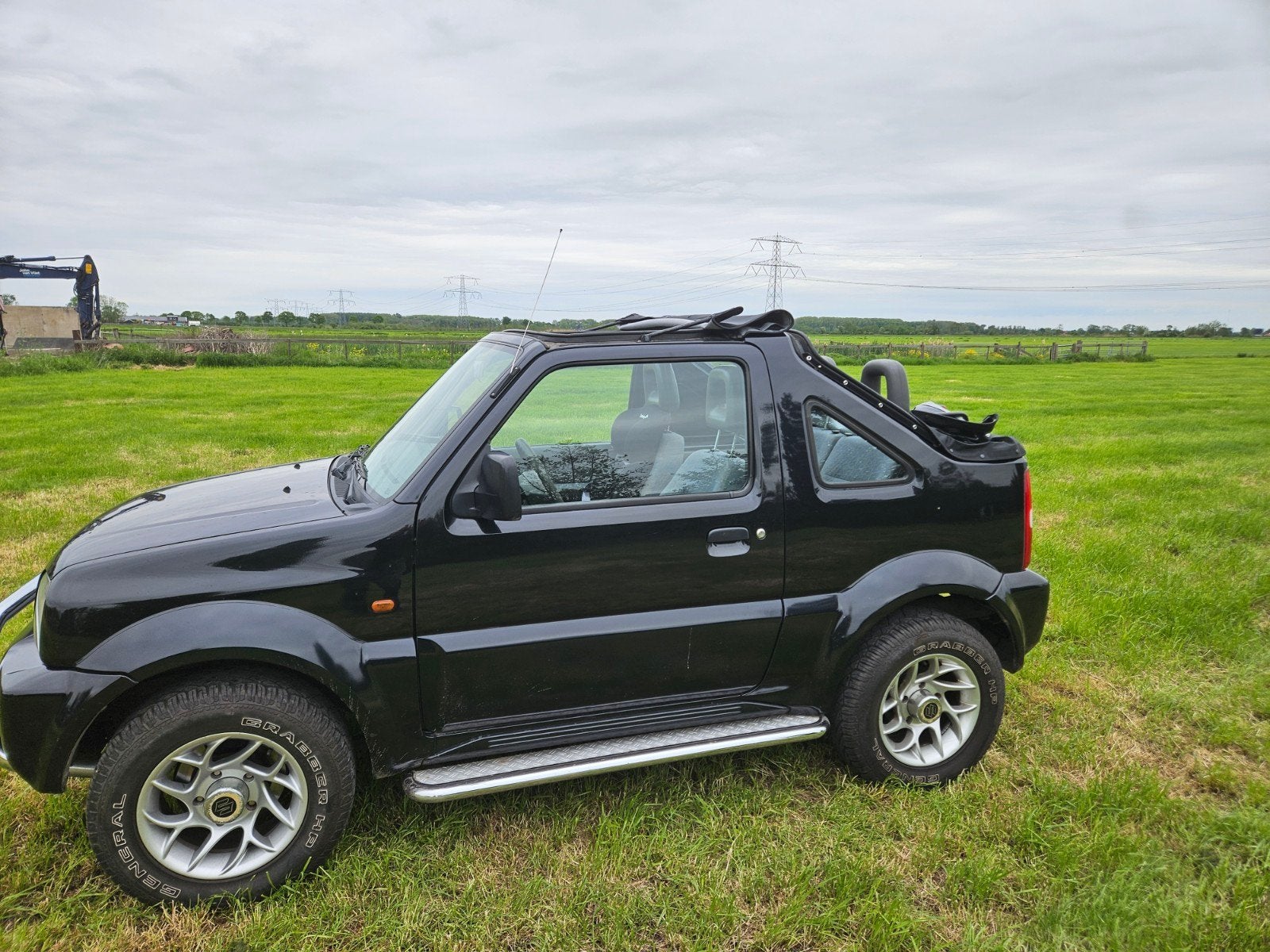 Suzuki Jimny 1.3 Cabrio 4WD 2002 Zwart, Auto's, Suzuki, 13 km/l, 40 €/maand, 4 cilinders, 4 stoelen