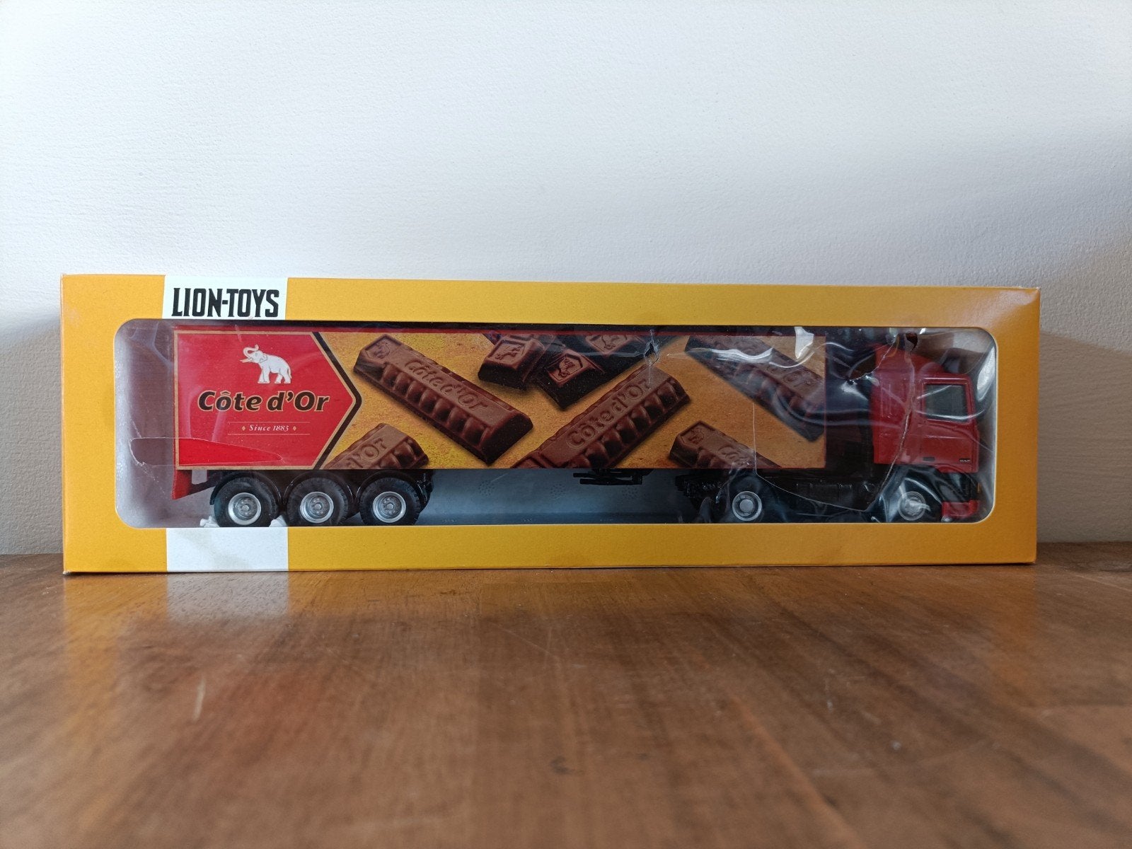 Lion-toys Cote d'Or truck, Ophalen of Verzenden, Zo goed als nieuw, Bus of Vrachtwagen, Lion Toys