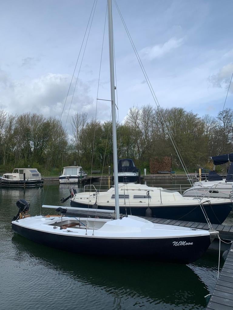 Fly Tour open zeilboot (zonder ligplaats), Ophalen, Gebruikt, Polyester, Benzine