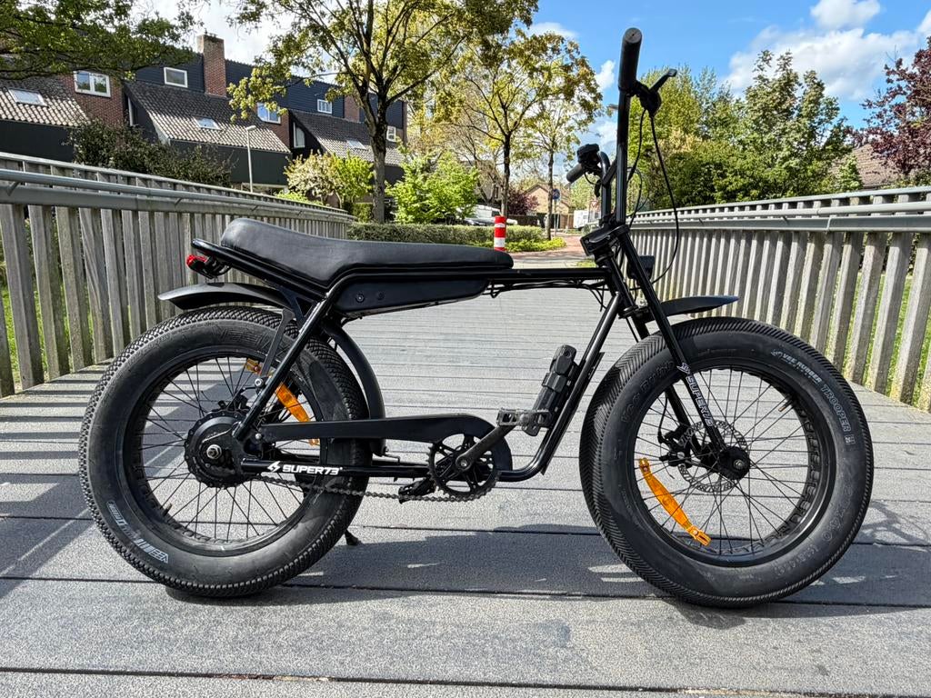 Super73 ZG Jet Black + goede verlichting  (factuur okt 2023), Gebruikt, 47 tot 51 cm, 30 tot 50 km per accu, Ophalen