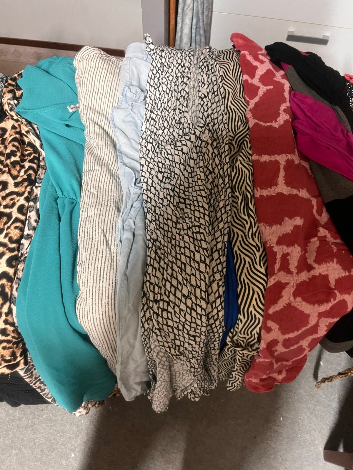 Grote kledingbundel: jurken zomer/korten mouw 28 stuks, Kleding | Dames, Overige Dameskleding, Ophalen of Verzenden, Gedragen