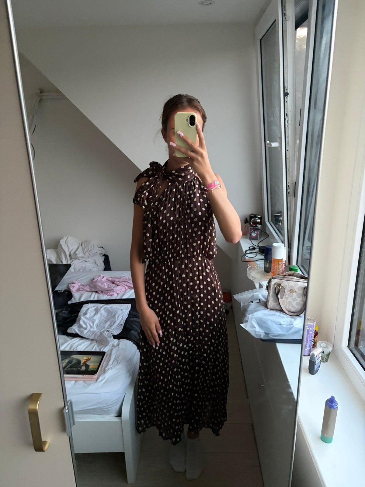 bruine polkadot jurk lang, Ophalen of Verzenden, Nieuw, Bruin, Onder de knie