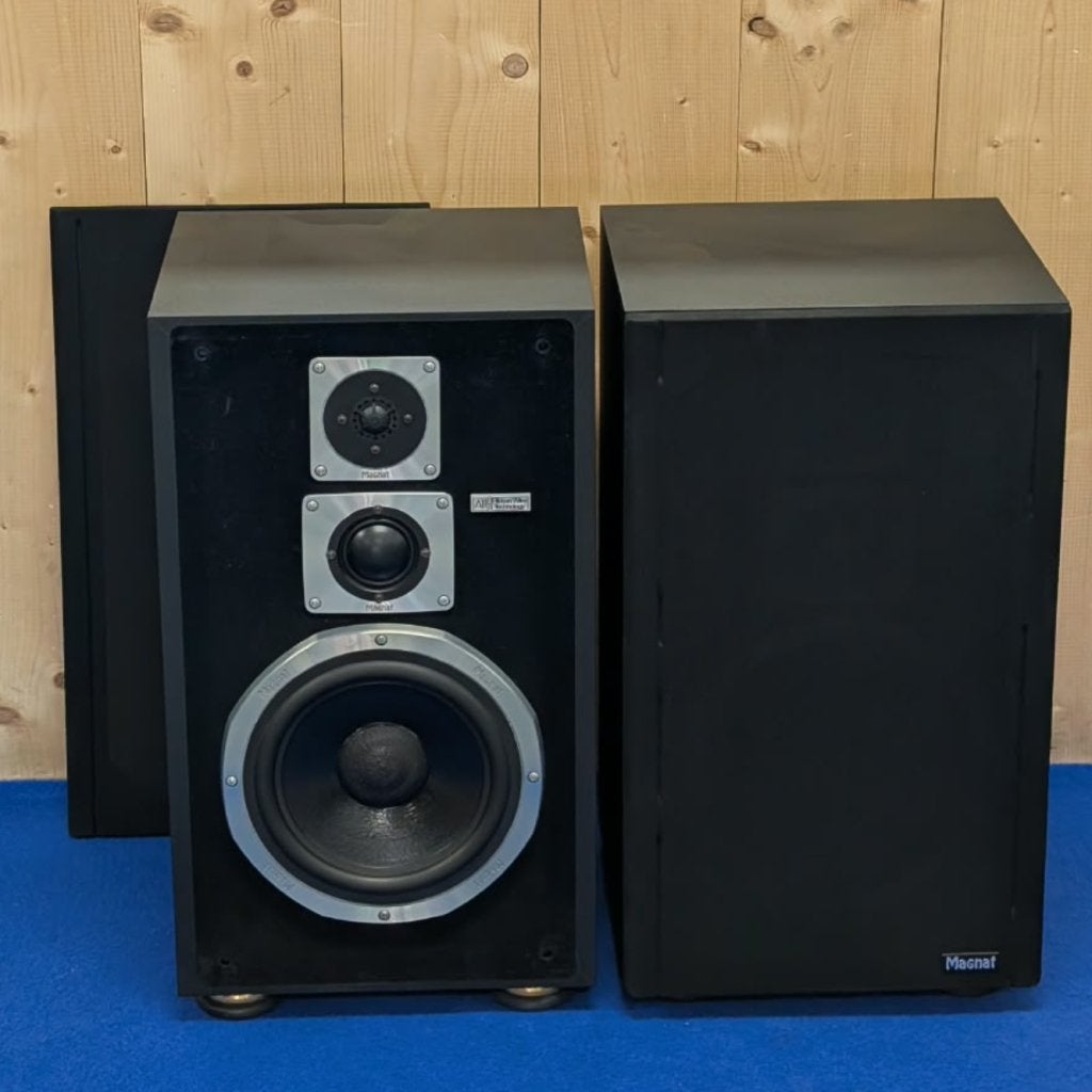 Magnat All Ribbon 10P Luidsprekers Zeldzame Vintage Topklass, Magnat, Zo goed als nieuw, Info@magnat.de, Magnat Audio-Produkte GmbH
Lise-Meitner-Straße 9
50259 Pulheim
Germany