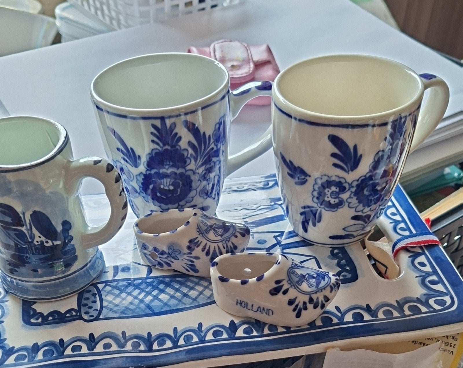 Delfts Blauw Servies en Klompjes - Handgeschilderd, Antiek en Kunst, Ophalen