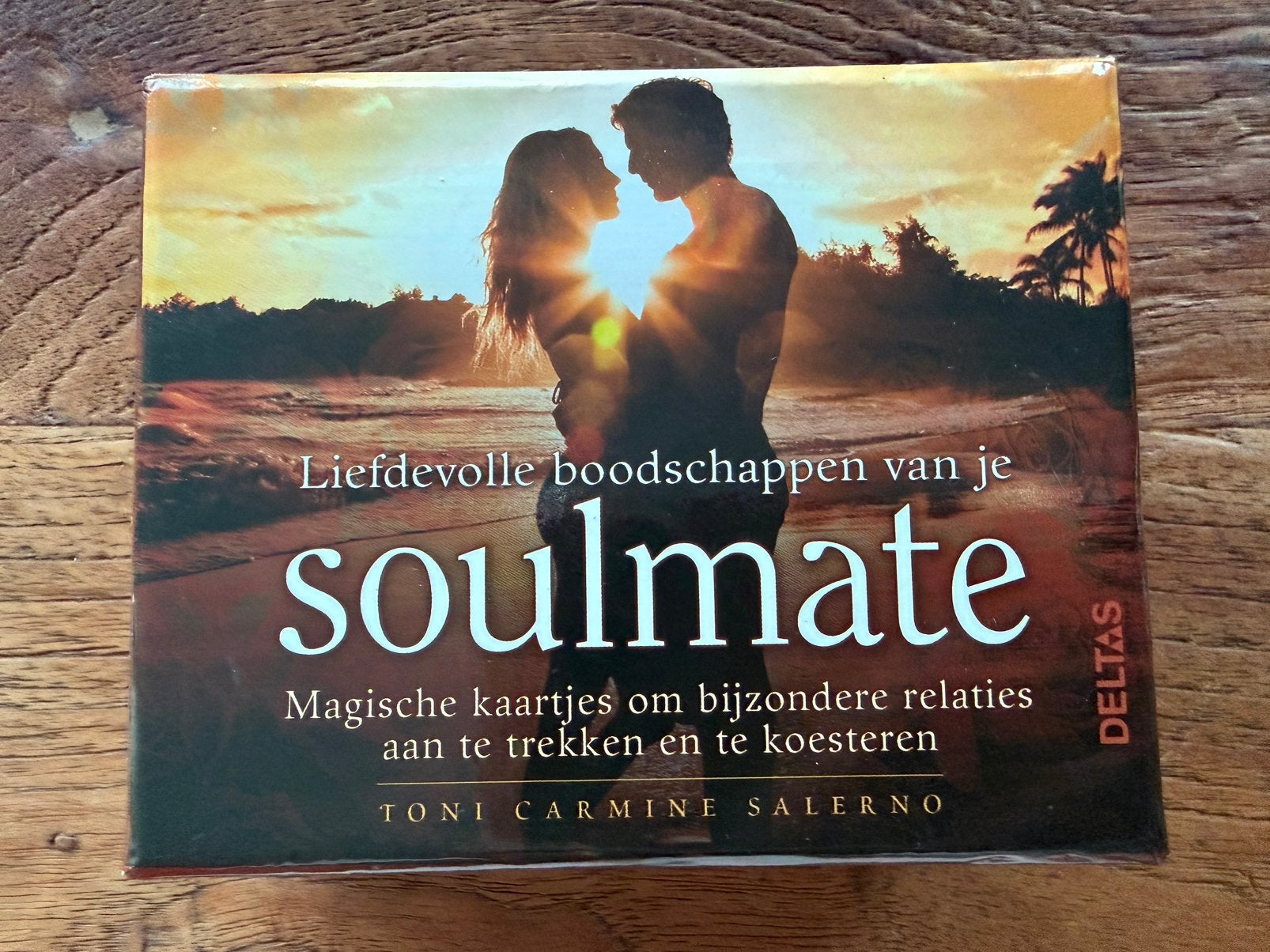 Liefdevolle boodschappen van je soulmate, Boeken, Esoterie en Spiritualiteit, Tarot of Kaarten leggen, Overige typen, Zo goed als nieuw