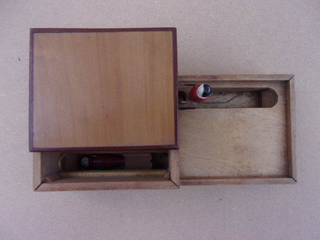 HOUTEN SIGARETTENHOUDER  (JAREN '40-'50), Ophalen of Verzenden