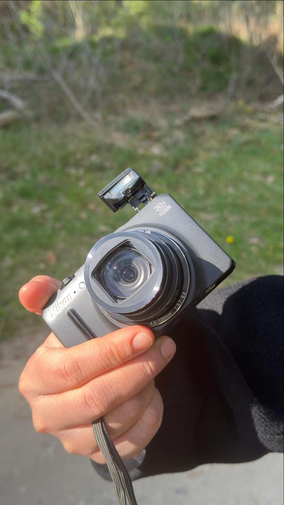 Nikon Coolpix S9700 - Als nieuw, krasvrij (canon Gx7 dupe), Ophalen, Compact, Zo goed als nieuw, Nikon