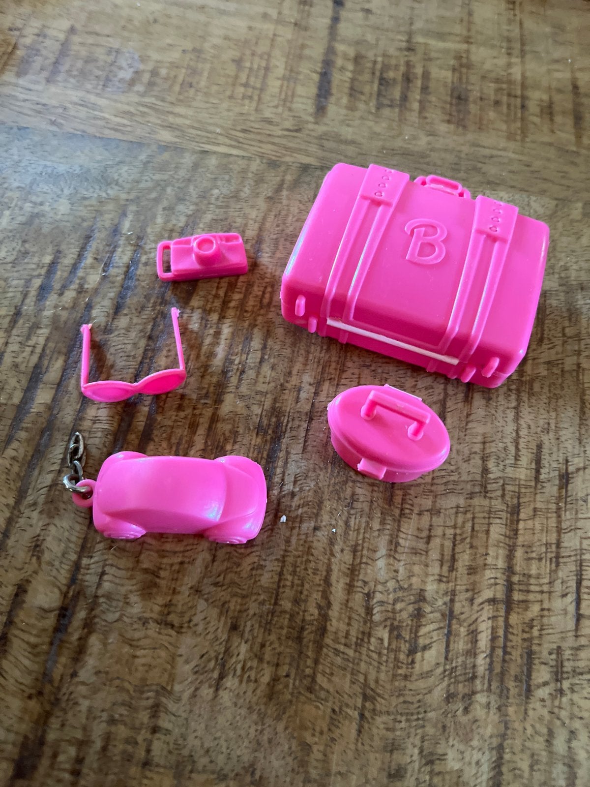 Barbie reisaccessoires set - horen bij de roze VW Beetle, Ophalen, Gebruikt, Meisje