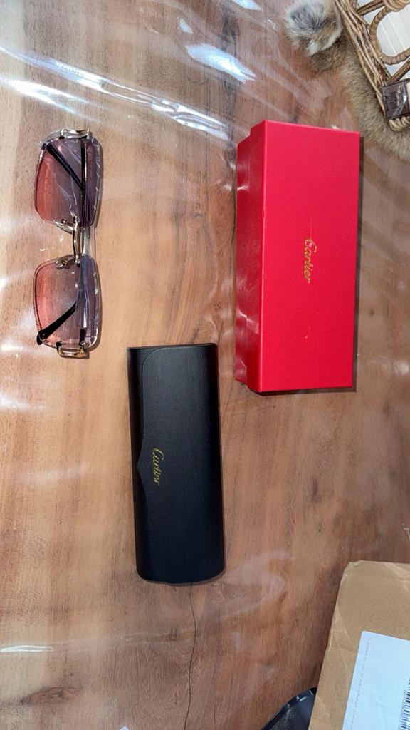 Cartier bril roze met paars, Overige merken, Zonnebril, Nieuw, Ophalen of Verzenden