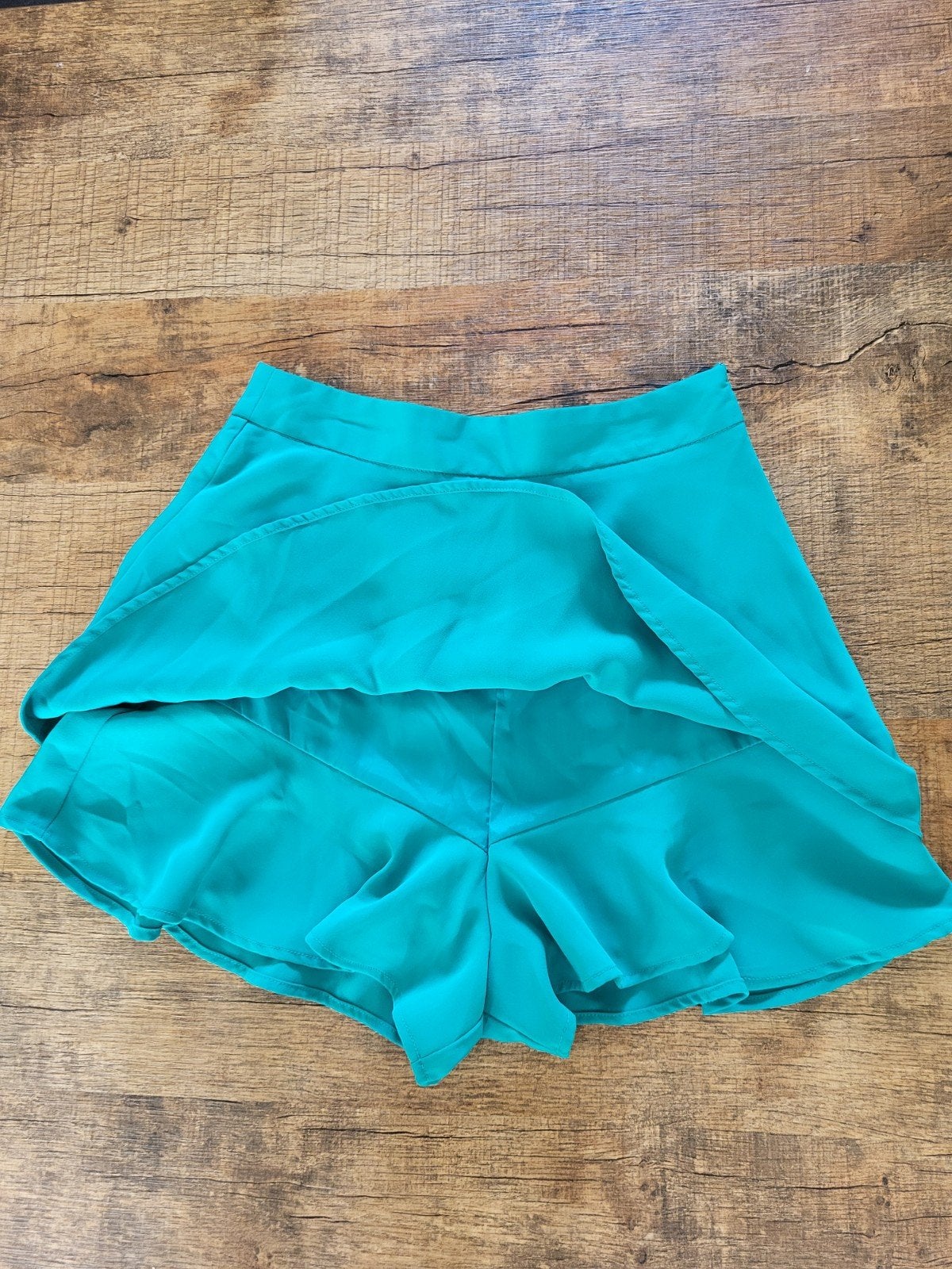 Zara Ruffled Skort / Broekrokje Felgroen, Kort, Zara, Ophalen of Verzenden, Zo goed als nieuw