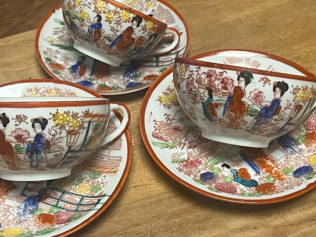Antike Japanse Kutani Kopjes en Schotels - 3 Stuks, Ophalen of Verzenden