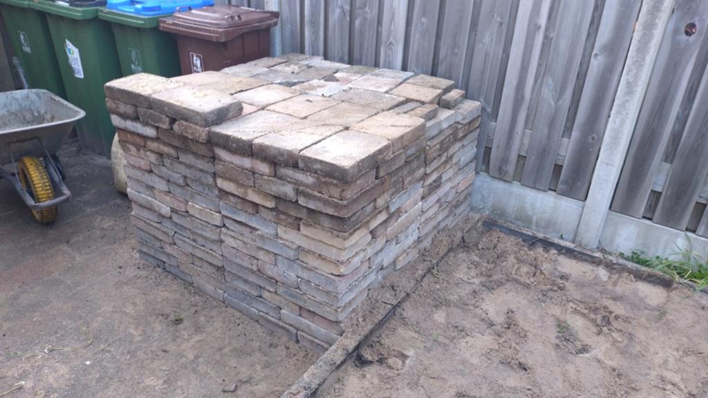 Partij beton Stenen/Tegels, Doe-het-zelf en Verbouw, Kratten en Dozen, Krat, 100 cm of meer, Minder dan 35 cm, 60 cm of meer, Ophalen