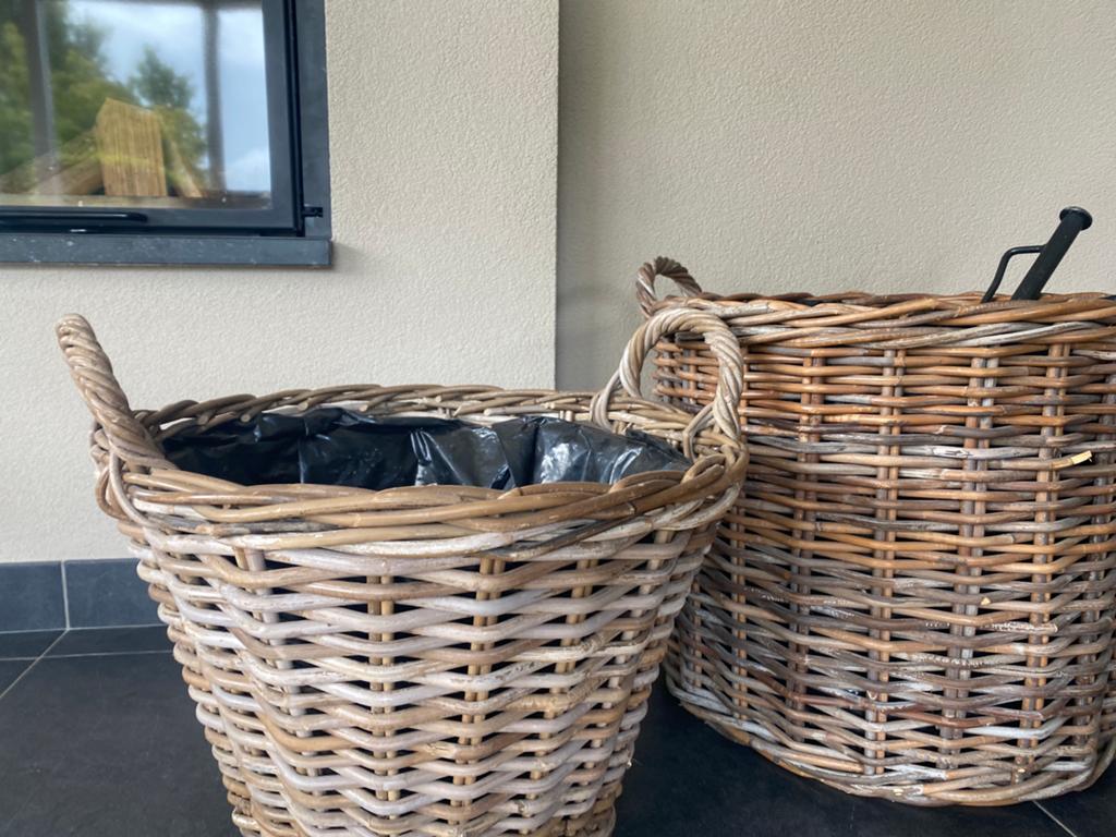 2 mooie grote rieten manden, Ophalen, Zo goed als nieuw, Rechthoekig, Riet