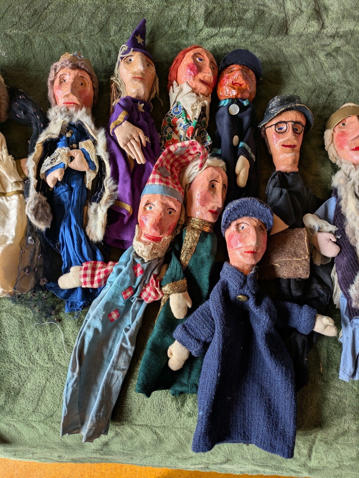 verzameling oude handpoppen, Ophalen of Verzenden