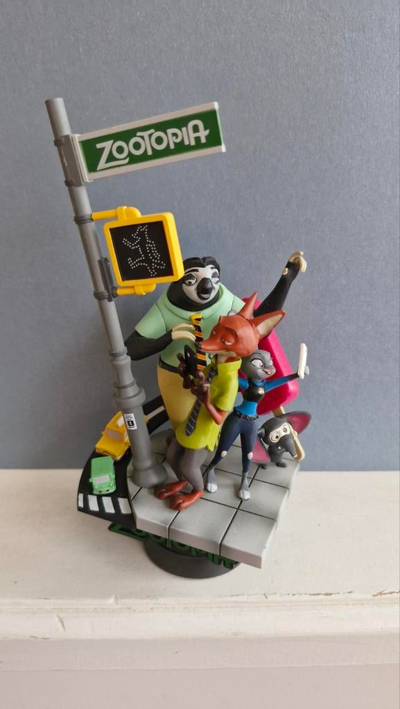 Zootropolis Disney beeldje - Nick Wilde, Flash, Judy Hopps, Verzamelen, Disney, Ophalen of Verzenden, Overige figuren, Zo goed als nieuw