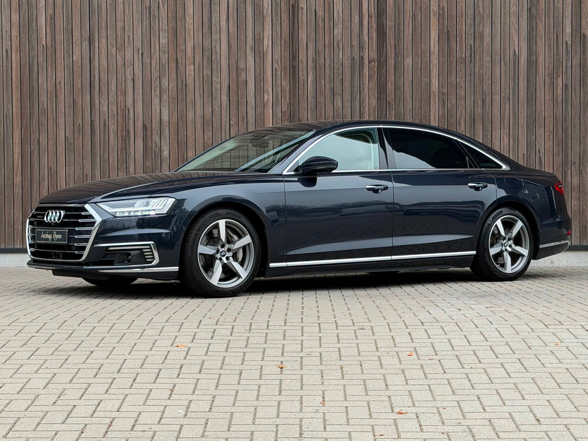 Audi A8 60 TFSI e quattro Lang Pro Line / B&O / 360 Camera /, Auto's, Automaat, Dealer onderhouden, 14 kWh, Gebruikt