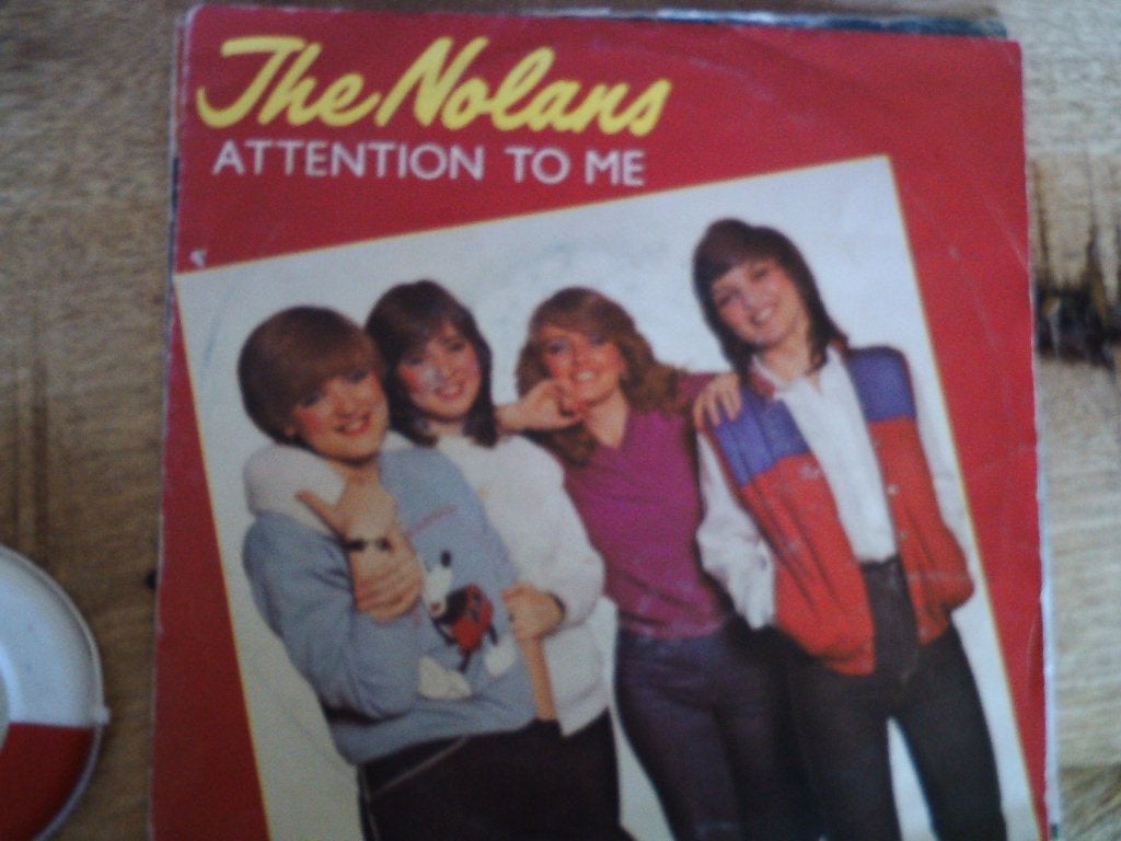 the nolans - attention to me 16jun, 7 inch, Ophalen of Verzenden, Pop, Single