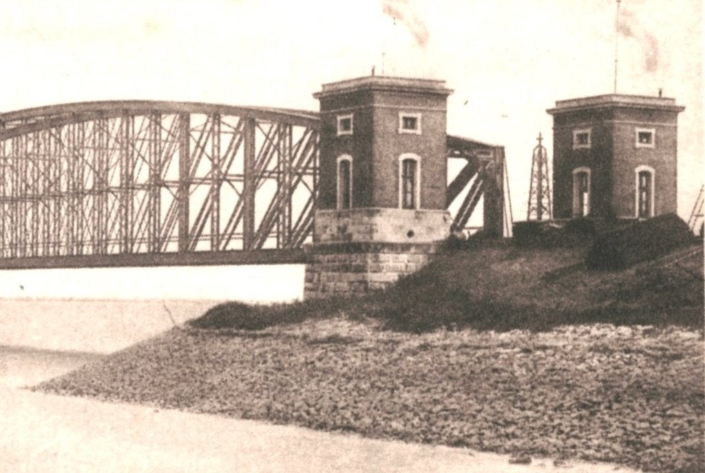 967666	Moerdijk	N Br Circa 1920 Brug	Hollands Diep, Ophalen of Verzenden, 1920 tot 1940, Ongelopen, Noord-Brabant