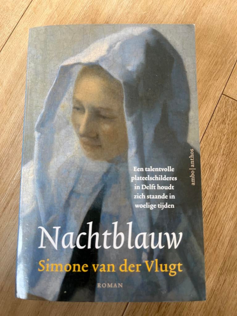 Simone van der Vlugt - Nachtblauw, Boeken, Ophalen of Verzenden, Zo goed als nieuw, Simone van der Vlugt
