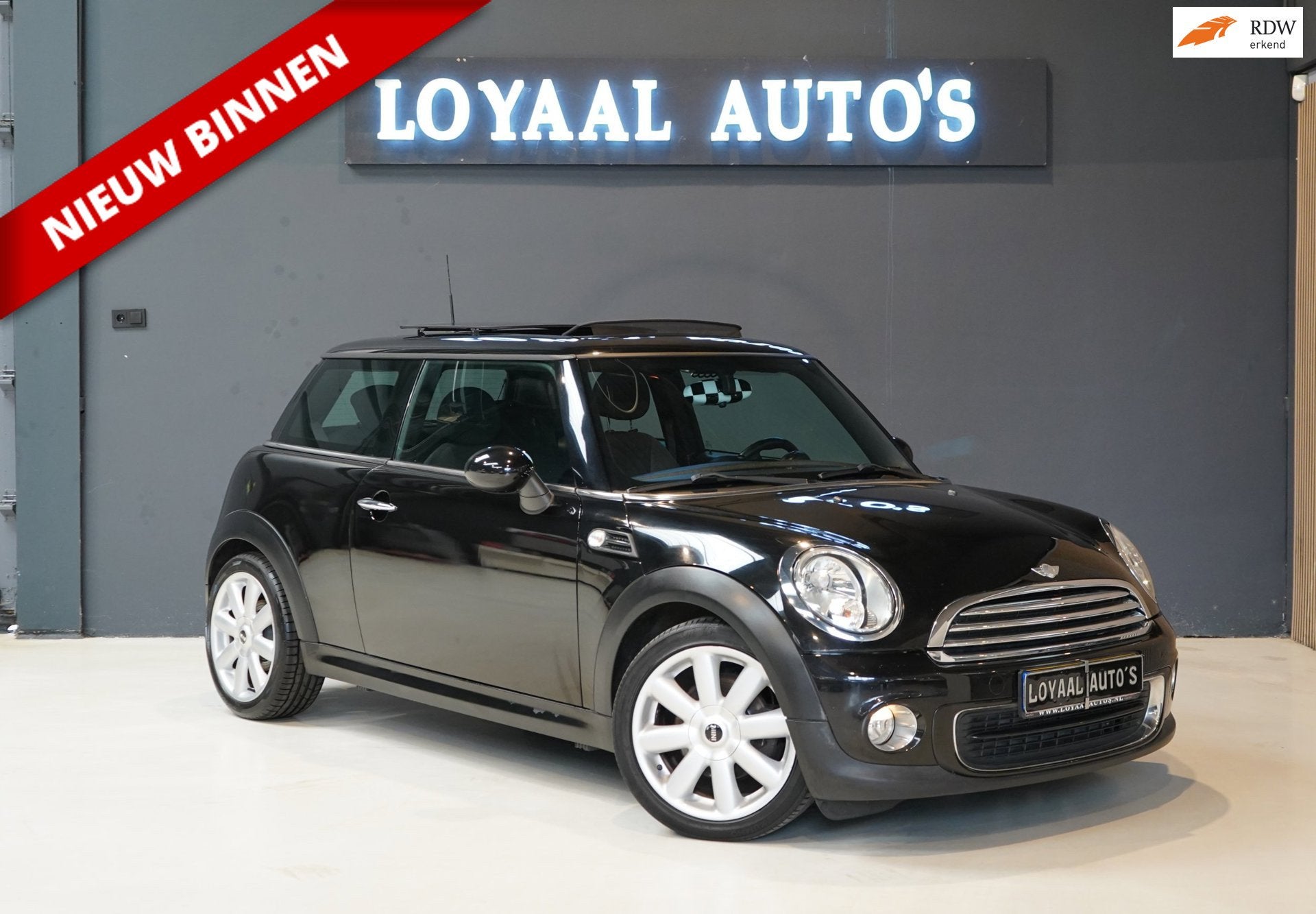 Mini 1.6 One Chili | AIRCO | ELEK. RAMEN | APK, Auto's, Voorwielaandrijving, Euro 5, 4 stoelen, Leder en Stof