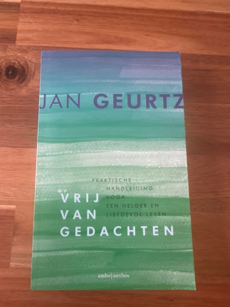 Vrij van Gedachten - Jan Geurtz (Praktische Handleiding), Ophalen of Verzenden, Zo goed als nieuw, Meditatie of Yoga, Instructieboek