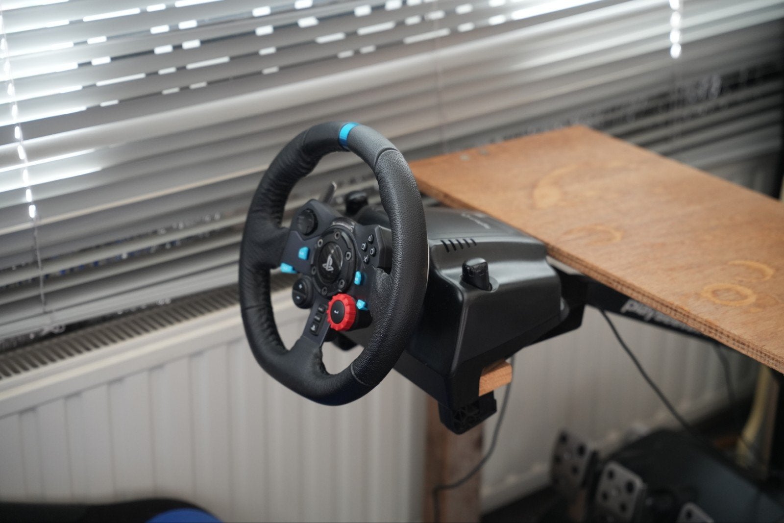 Logitech G29 + Pedalen, Playseat, Frame, Monitor, Ophalen of Verzenden, Zo goed als nieuw