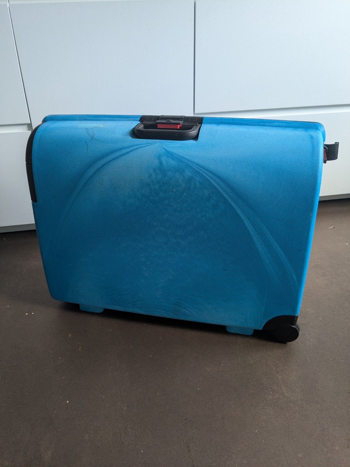 Koffer. Carlton, Ophalen, Hard kunststof, 70 cm of meer