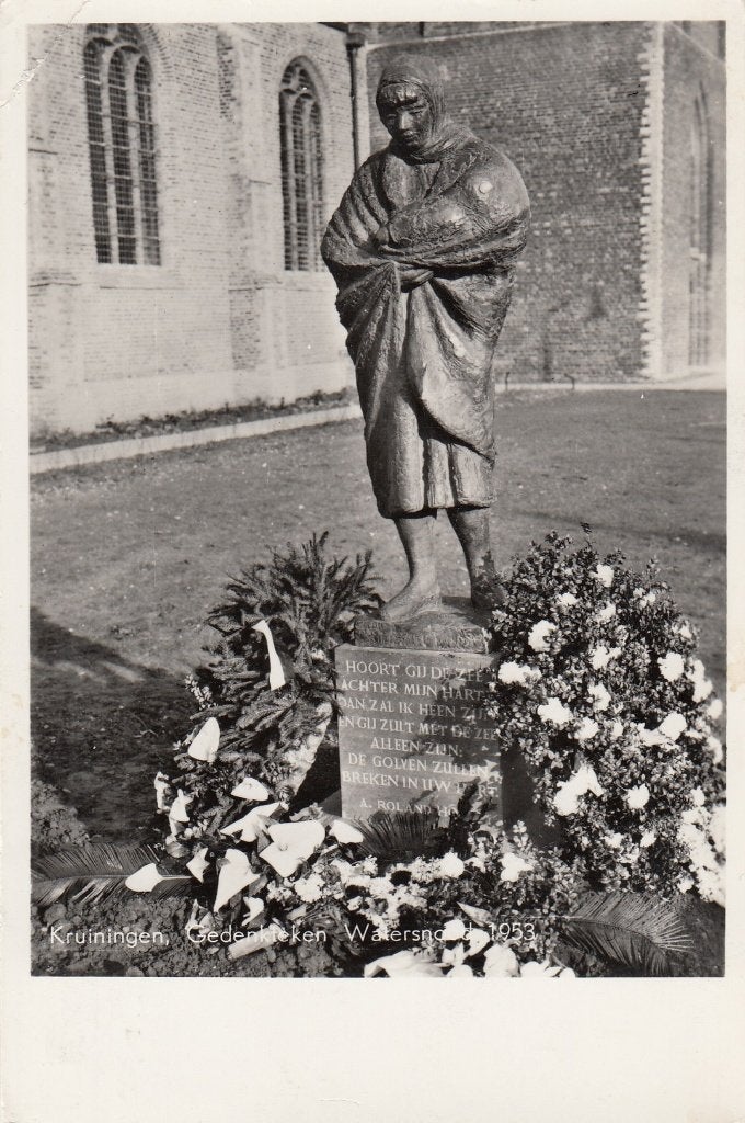 Fotokaart - 1973 - Kruiningen - Gedenkteken Watersnood 1953, Verzenden, 1960 tot 1980, Gelopen, Stad of Dorp