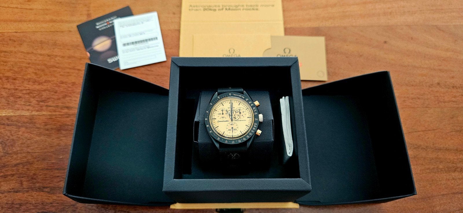 Swatch Omega Moonswatch Mission to the Moon Gold, Kunststof, Polshorloge, Nieuw, Ophalen of Verzenden