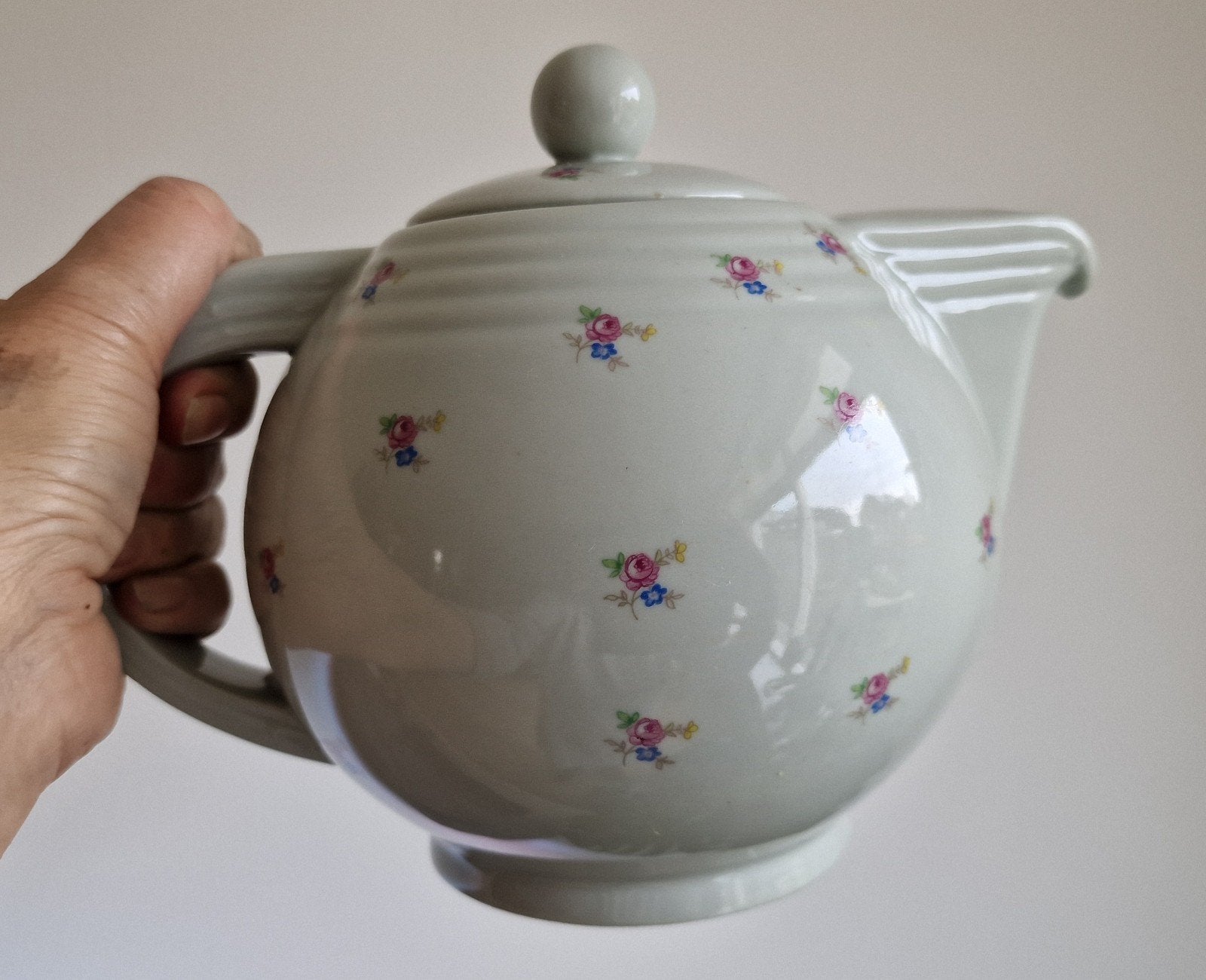 Theepot pastel groen met fijn roosje, Ophalen of Verzenden