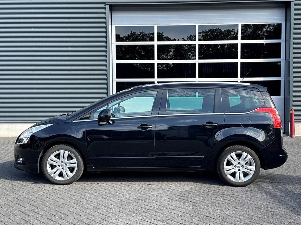 Peugeot 5008 1.6 THP Blue Lease Executive 7persoons, navigat, Voorwielaandrijving, Euro 5, Zwart, Bedrijf