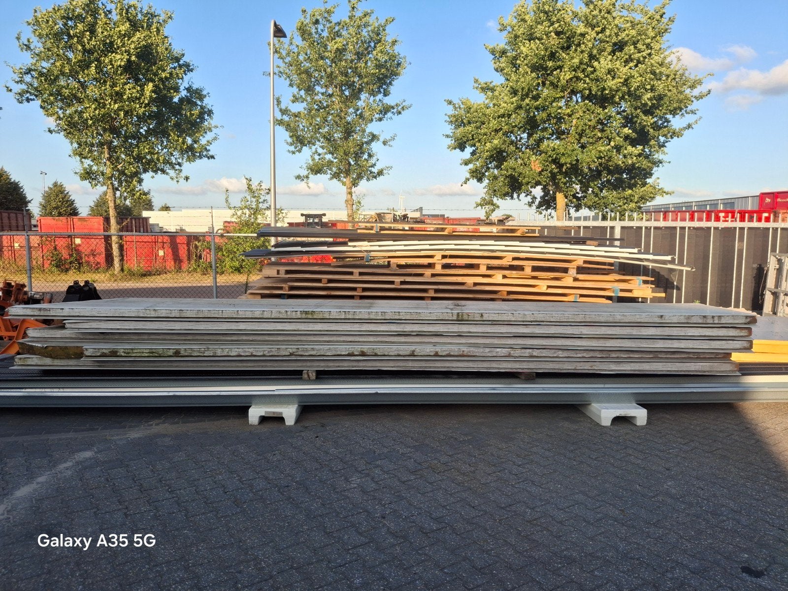 Sandwichpanelen voor dak of wand - Diverse afmetingen, Ophalen of Verzenden, Gebruikt, Overige materialen, 50 tot 100 mm