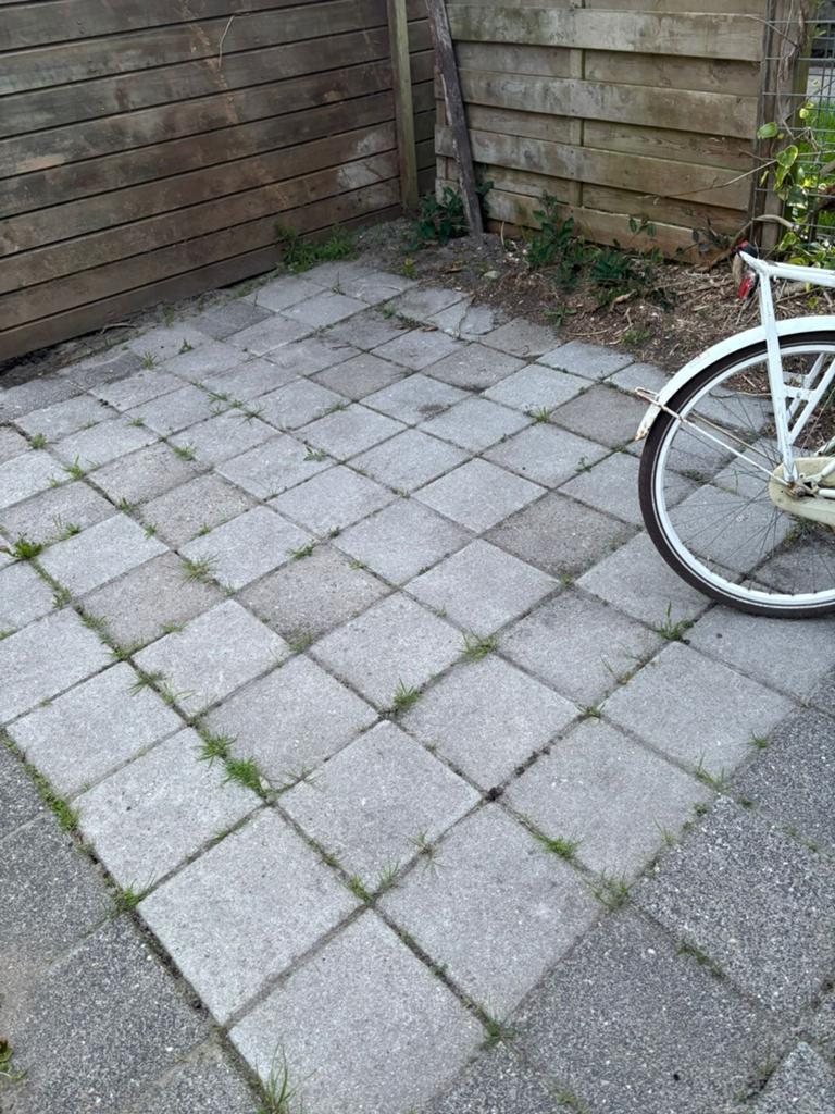 300 stoeptegels., Tuin en Terras, Ophalen, Gebruikt, Beton, Terrastegels