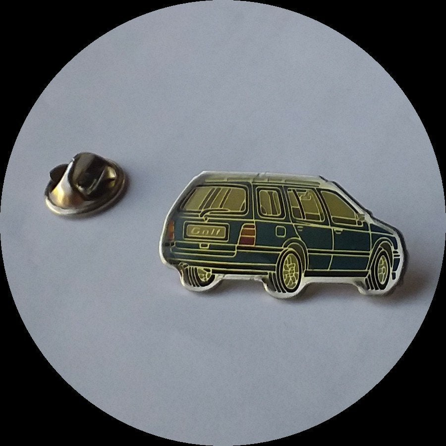 VOLKSWAGEN Golf Variant pin, Ophalen of Verzenden, Zo goed als nieuw, Transport, Speldje of Pin