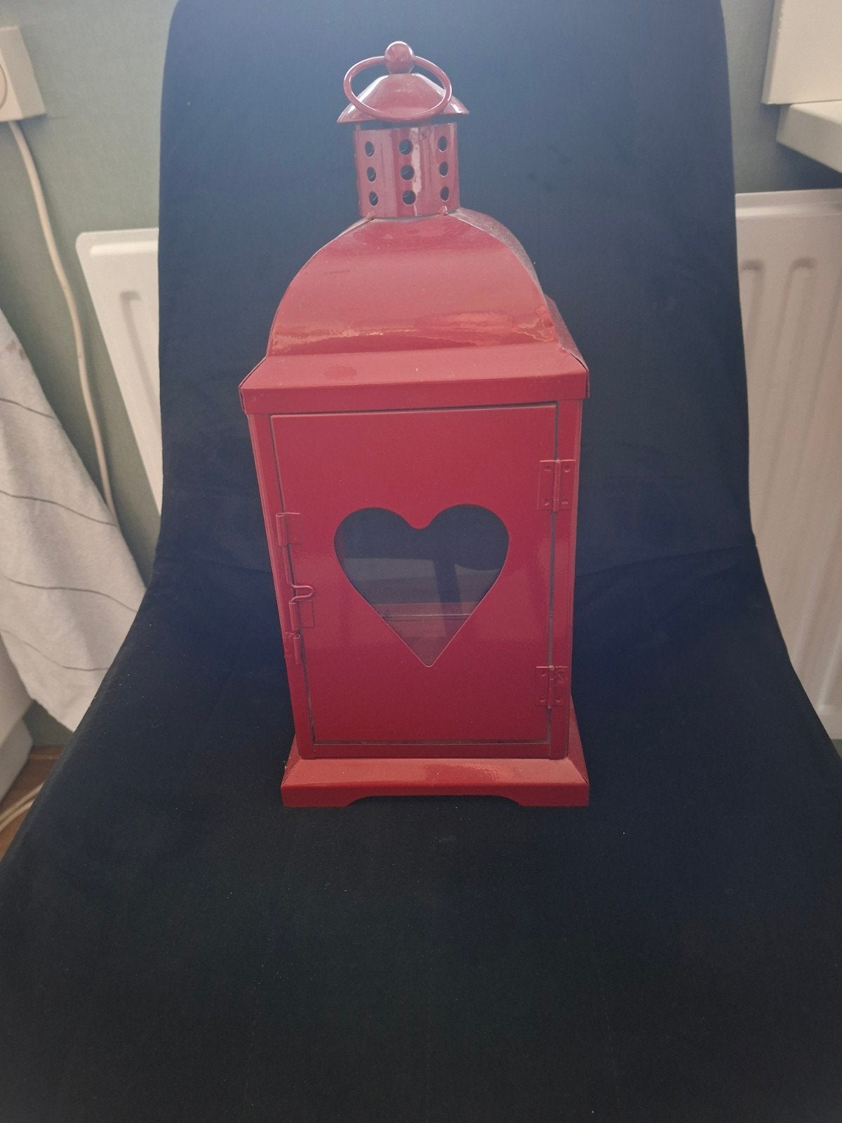 GRATIS Rode metalen lantaarn met hartuitsparing, Ophalen, Vintage, Gebruikt, Metaal
