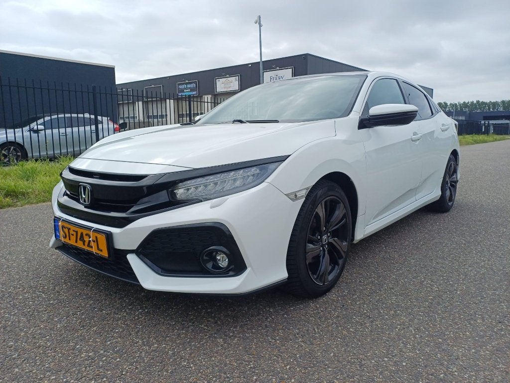 Honda Civic 1.0 I-vtec 129pk CVT 2018 Wit  Perfecte Staat, Auto's, Stof, 4 cilinders, 129 pk, Origineel Nederlands