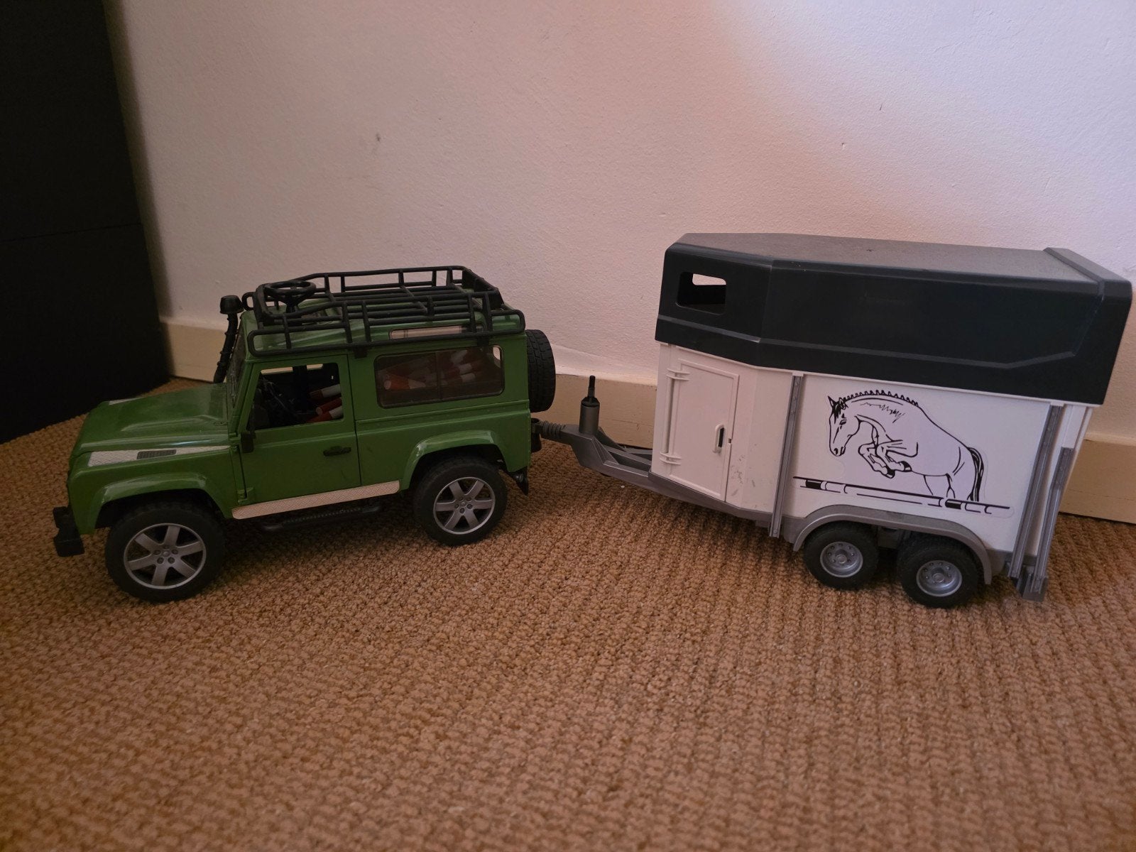 Bruder Land Rover met paardentrailer, Ophalen, Nieuw
