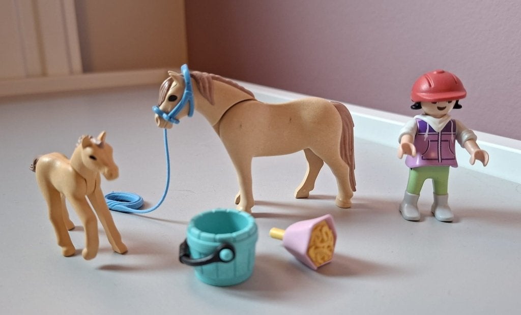 Playmobil Kind met pony en veulen - 71498, Ophalen of Verzenden, Zo goed als nieuw, Complete set