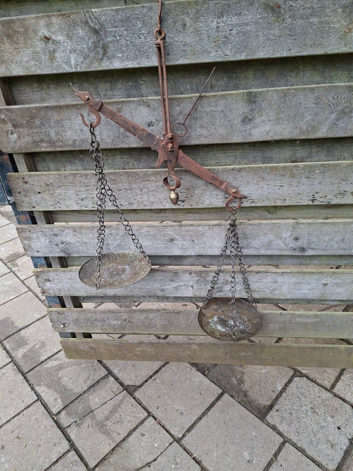 Weegschaal  met koperen schalen, Ophalen of Verzenden